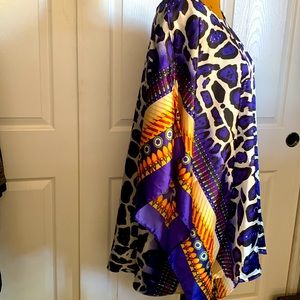 NEW with no tags Flowy animal  print caftan style asymmetrical hem